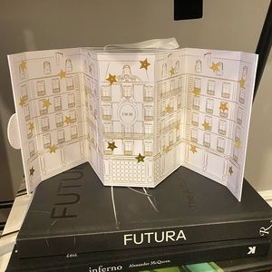 Dior J'adore Montaigne Coffret 2023 VIP Gift